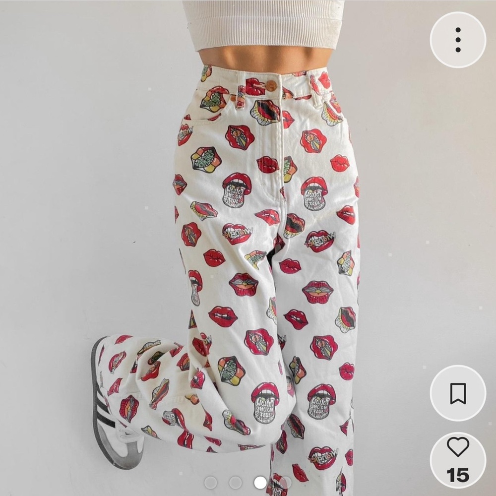 WRANGLER  with Colorful Graphic Print off white 27x31